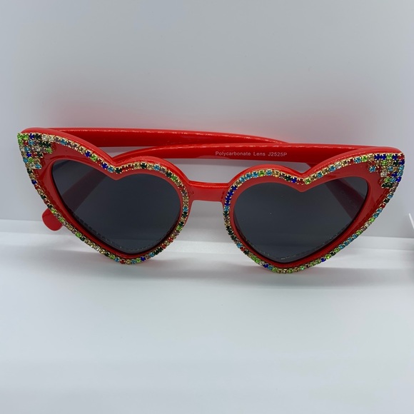 Red Bedazzled Heart Eyes - Picture 1 of 1